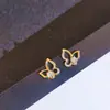 Pendientes pequeños y sencillos de circonita 2021, nuevos pendientes de mariposa huecos dulces para estudiantes de moda.