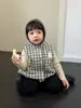 Ropa de Otoño e Invierno para Bebé 2026 Ropa Nueva de Invierno Ropa Infantil Niñas Ropa de Algodón Conjunto de Chaqueta y Jeans con Felpa