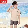 Traje de baño para niños, Talla mediana y grande para niños, Traje de baño dividido para niños 2025 Nuevo Traje Profesional de Entrenamiento para Estudiantes Niños Protección Solar