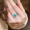 Jacaranda Azul~Anillo de Flor de Diamante Azul Frío Luz Paraíba Lujo Ligero Realzador de Blanco Anillo Abierto de Gama Alta