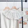 Empalme de Malla, Encaje y Perlas Adornado con Cuello Falso de Encaje con Cordones, Prendas Exteriores Caladas para Niñas, Decoración de Chal con Tirantes Estilo Coreano