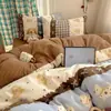 Juego de cuatro piezas funda nórdica linda funda de almohada individual doble algodón lavado dormitorio estudiantil sábanas de cama ropa de cama juego de tres piezas universal para todas las estaciones