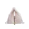 Nova Bolsa Transversal de Pelúcia com Corrente Outono/Inverno 2025 para Mulheres, Bolsa de Balde Peluda de Nicho de Alto Padrão, Bolsa Elegante para o Dia a Dia