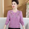 Cárdigan de punto de estilo occidental para mamá, primavera y otoño, nuevo, para mujeres de mediana edad y mayores de 50 años, abrigo bordado con cuello redondo, camisa de abuela