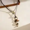 Collar de Cuero Trenzado de Estilo Retro Europeo con Cuentas de Madera Estrella Hoja Estilo Étnico Transfronterizo Cadena de Suéter de Gama Alta Collar Personalizado de Nicho