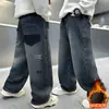 Ropa Infantil Niños Otoño e Invierno Jeans Forrados de Polar 2025 Nueva Ropa de Invierno Niños Grandes Mono Grueso Forrado de Polar Pantalones Rectos