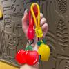 Celebridade da Internet Bonito Couro Fruta Criativo Desenho Animado Carro Chaveiro Estudante Mochila Pingente Casal Requintado Pequeno Presente