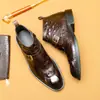 [Pre-venta, no disponible] Botas Martin para hombre de piel genuina con estampado de cocodrilo, de moda, formales de negocios, punta fina británica, con cremallera, de caña alta.