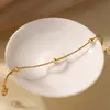 Pulseira de Contas em Aço Titânio Europeu e Americano Não Desbota para Mulheres Estilo Ins Leve Luxo Versátil Exquisite Pulseira Pulseira para Mulheres Atacado