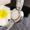Reloj de cristal de nicho, reloj analógico simple, reloj para mujer con correa hueca incrustada de diamantes, reloj listo en stock
