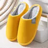 Pantuflas de algodón para pareja, unisex, invierno, antideslizantes, forradas de felpa, cálidas, para uso en interiores, pantuflas posparto, pantuflas de algodón mullidas de invierno