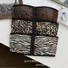 Top corto strapless ruchado con botones al frente y estampado de leopardo estilo europeo y americano, bustier sexy de calle para mujer