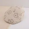 Chapéu Infantil Estilo Coreano Primavera e Outono TD Logo Traseiro Urso Pintor Chapéu Urso Fofo Casual Versátil para Meninos e Meninas