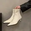 Botas de tornozelo de salto alto, bico fino, estilo francês para mulheres, nova coleção primavera/outono 2025, botas de caimento justo para o inverno, botas de tornozelo estilo coreano