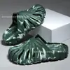 Pantuflas de Verano Transfronterizas Pantuflas para Hombres y Mujeres Usando Sandalias en Casa Zapatos de Agujero de Bambú Carey de Suela Gruesa Zapatos Ligeros para Hombre