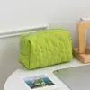 Nova Necessaire Acolchoada Floral, Bolsa de Higiene Pessoal Portátil para Viagem, Bolsa Grande Feminina para Armazenamento de Batons e Cosméticos