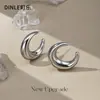 Brincos Argola Únicos de Prata de Lei S925 em Forma de Meia-Lua, Estilo Popular com Toque de Luxo, Luxo Leve, Brincos Circulares Elegantes e Estilosos para o Verão