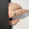 Anillo de plata esterlina de moda retro de pez pequeño para hombre y mujer, personalidad moderna, estilo Hong Kong, anillo para el dedo índice, anillo de pareja, personalidad, anillo de pareja para novias