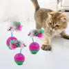 Juguete para Gatos Ratón Sonoro Peluche de Simulación Plumas de Colores Molestar al Gato Ratoncito Suministros para Mascotas Juguete para Gatos que se Juega Solo