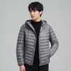 Chaqueta Corta Ligera de Plumas para Hombre 2023 Nueva Chaqueta con Capucha Moda de Invierno Chaqueta de Cuello Alto 90 Plumas de Pato Blanco Ropa de Hombre