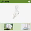 Meias brancas com laço para mulheres, estilo primavera e outono, meias de algodão puro de cano médio, estilo coreano e japonês, fofas, estilosas, meias longas esportivas