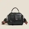 Bolsa de Mão Elegante de Ombro Único Grande Capacidade Textura de Inverno High-End Europeia e Americana Retro Bolsa Transversal de Luxo Leve Nicho para Mulheres
