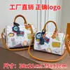 Suministro de comercio exterior 2026 nuevo patrón vintage bolso Boston, bolso de mano tipo almohada para hombro y cruzado, colección de 30 bolsos tipo almohada