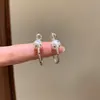 Brincos ovais multicamadas em forma de diamante com pingo de óleo e poá em agulha de prata, com toque de luxo leve e de alta qualidade, brincos modernos e versáteis