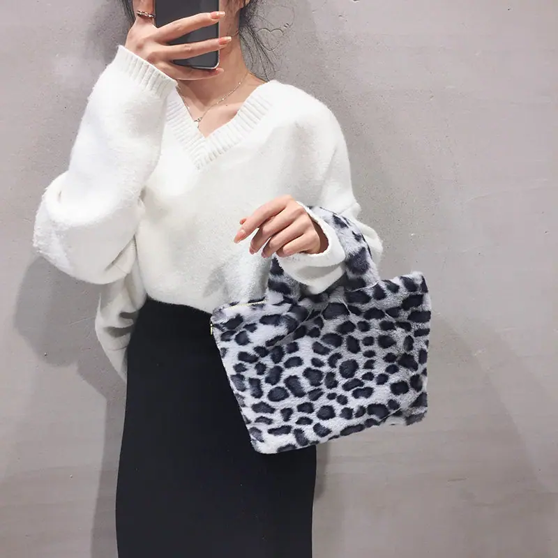 智贝SKU图_6包包女2019秋冬新款韩版毛毛绒豹纹手提