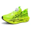 Zapatillas deportivas transfronterizas nuevas para hombre y mujer, superficie de malla tejida en vuelo, ligeras, con rebote, antideslizantes, resistentes al desgaste, para correr, zapatillas de jogging, zapatillas deportivas para las cuatro estaciones