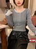 Camiseta de manga larga de primavera y otoño, fina, corta, de algodón, ajustada, falsa, de dos piezas, de punto, de color contrastante, para mujer.