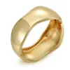 Nuevo brazalete de oro texturizado, brazalete de aleación de lujo ligero estilo ins europeo y americano, transfronterizo SHEIN, venta al por mayor desde la fábrica de origen