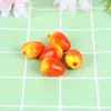Suministro de fábrica 2 cm simulación mini fruta espuma manzana pequeña roja verde multicolor mini fruta