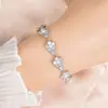 Pulsera de Flor de Perlas con Abalorios Incrustados de Zirconia, Pulsera de Lujo Ligero de Nicho de Gama Alta, Joyería de Mano Elegante y Versátil al por Mayor