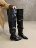 2026 Novas Botas de Salto Médio Plissadas de Cano Largo Estilo Europeu e Americano Acima do Joelho Bico Fino Botas de Cano Alto