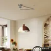 Candelabro Vintage de Comedor Estilo Francés, Moderno y Sencillo, Modelo de Diseñador con Brazo Oscilante Ajustable, Iluminación Atmosférica para Mesa de Comedor y Barra de Bar