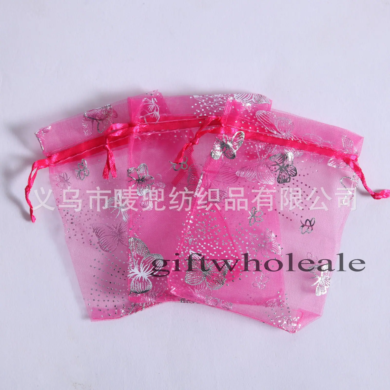 c3458e4c-c2b8-439c-8568-66c4e5