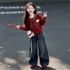 Conjunto para Meninas Primavera e Outono 2026 Novo Estilo Doce e Fofo Gola Azul Marinho Manga Longa Jeans com Desenho Conjunto de Duas Peças