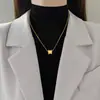 Collar de Moda de Lujo Ligero con Forma de Cintura de Venta Caliente Transfronteriza para Mujer, Diseño de Nicho con un Toque de Alta Gama, Cadena Versátil y Elegante para la Clavícula