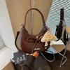Diseño de bolso de moda transfronterizo 2026, elegante bolso de hombro y cruzado, bolso tipo empanada de nicho de gran capacidad a la moda