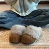 Jeans Feminino de Inverno 2026 Novo Estilo Coreano Retrô com Temperamento Espessado e Aveludado Cintura Alta Emagrecedor Versátil Perna Reta