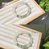 Pulseira de Jade Natural Tianshan de Xinjiang Jade de Gelo Jade da Neve Jade de Seda Dourada Jadeíta Grau A Cor Jade Jadeíta Barra Redonda Flor Fluida Pulseira de Beleza