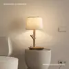 2026 Lámpara de Mesa de Carga Inalámbrica Creativa de Nuevo Diseñador Simple para el Hogar Madera Maciza Decorativa Lámpara de Lectura de Cabecera para Dormitorio