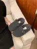 Sapatos femininos de plataforma, sapatos quentes de algodão com forro de fleece, novo estilo outono e inverno, sapatos baixos fofos e feios, chinelos fechados sem cadarço