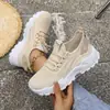Tênis Feminino Novo de Tamanho Grande, Sapatos Transfronteiriços que Aumentam a Altura, Sapatos Femininos de Cadarço Baixo, Tênis Leves, Sapatos Individuais Tamanho 43