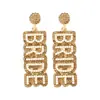 Brinco novo de 2023 Brincos de Feriado de Carnaval Europeu e Americano Letras de Liga de Zinco Diamante Moda Personalizado Joia Transfronteiriça