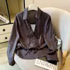 Nueva camisa de punto suelta de encaje estilo otoño, dulce y elegante, de imitación de dos piezas para mujer