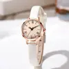 Reloj de Pulsera Redondo Pequeño Retro de Moda al por Mayor Roma Transfronterizo para Mujer Transmisión en Vivo de Tiktok Reloj de Cuarzo de Moda para Mujer