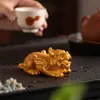 Adorno de Mascota de Té de Nuevo Estilo Chino que Cambia de Color, Trendy, para Decoración del Hogar, Mascota de Carpa de la Suerte que Atrae Riqueza y Puede Usarse como Accesorio de Té