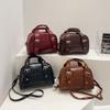 Bolsa de Mão Retrô para Mulheres 2025 Nova Coleção Primavera/Verão Bolsa de Ombro de Nicho Bolsa Transversal Casual da Moda